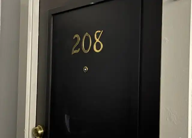 Property at 205 Summit Ave E Unit 208, Seattle, WA, 98102, 0 beds, 1 bath, [object Object]