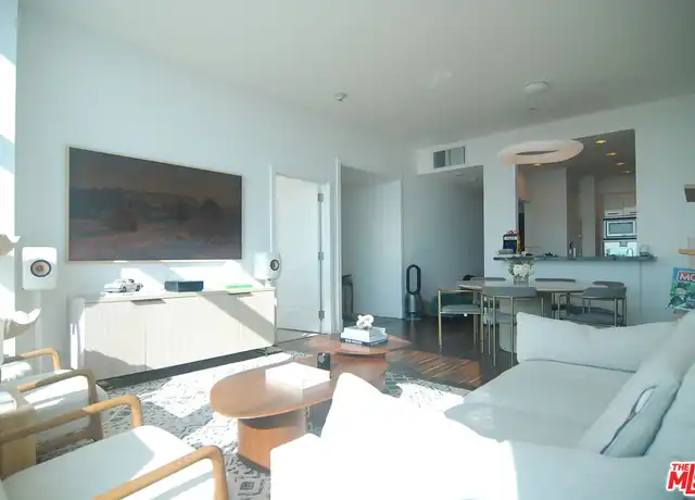 Property at 900 W Olympic Blvd Unit 31F, Los Angeles, CA, 90015, 1 bed, 1.5 baths, [object Object]