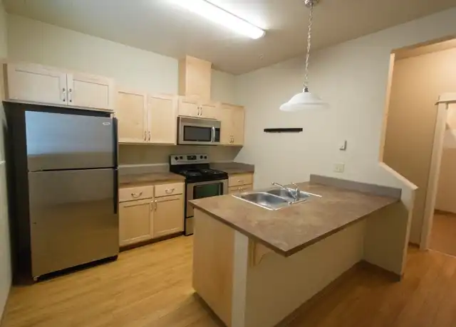 Property at 648 E 17th Ave Unit 14, Eugene, OR, 97401, 2 beds, 2 baths, [object Object]