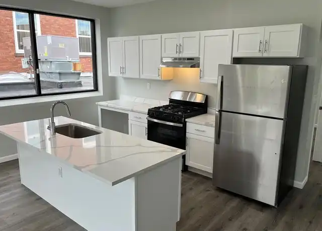 Property at 893 Main St Unit 202, Manchester, CT, 06040, 1 bed, 1 bath, [object Object]