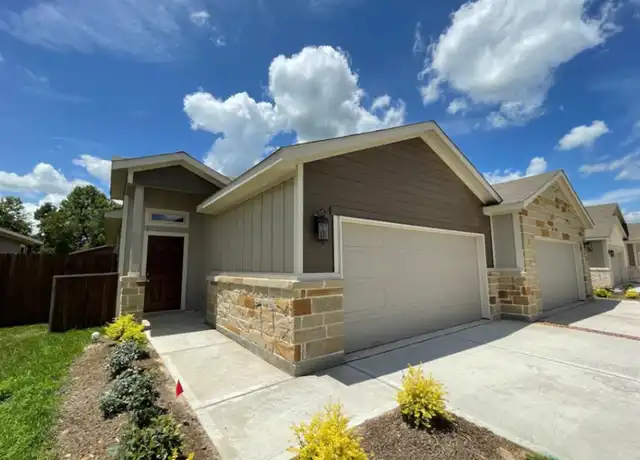 Property at 9807 Grosbeak Ln, Magnolia, TX, 77354, 3 beds, 2 baths, [object Object]