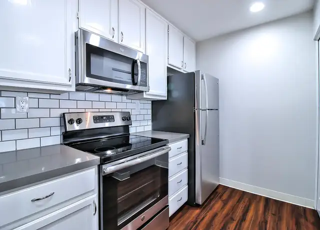 Photo of 10100 Torre Ave, Cupertino, CA 95014