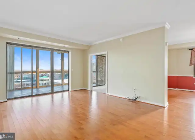Property at 19355 Cypress Ridge Ter #406, Leesburg, VA, 20176, 3 beds, 2.5 baths, [object Object]