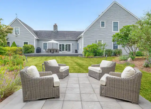 Property at 17 Clearview Farm Rd, Southampton, NY, 11968, 4 beds, 4 baths, [object Object]