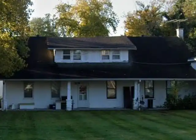 Property at 802 E Main St, Belleville, IL, 62220, 3 beds, 2 baths, [object Object]
