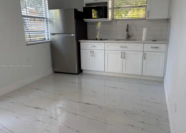 Property at 214 NW 46th Ave Unit 214, Miami, FL, 33126, 1 bed, 1 bath, [object Object]