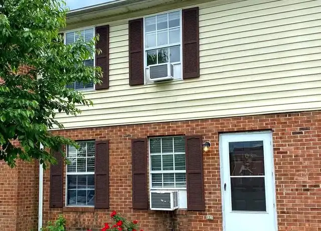 Property at 103 Nottoway Dr, Stephens City, VA, 22655, 2 beds, 1.5 baths, [object Object]