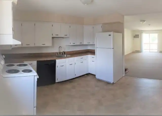 Property at 35 Warner St Unit 35W_5, Hudson, MA, 01749, 2 beds, 1 bath, [object Object]