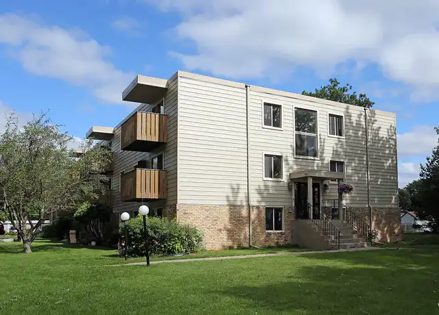 Property at North Shore Apartments - 1167 N Shore Dr, Forest Lake, MN, 55025, 1 bed, 1 bath, [object Object]