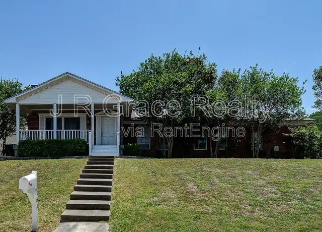Property at 1308 White River Dr, Woodway, TX, 76712, 4 beds, 3 baths, [object Object]