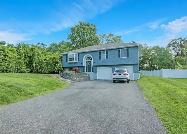 Property at 13 Jodphur Ln, Newburgh, NY, 12550, 3 beds, 2.5 baths, [object Object]