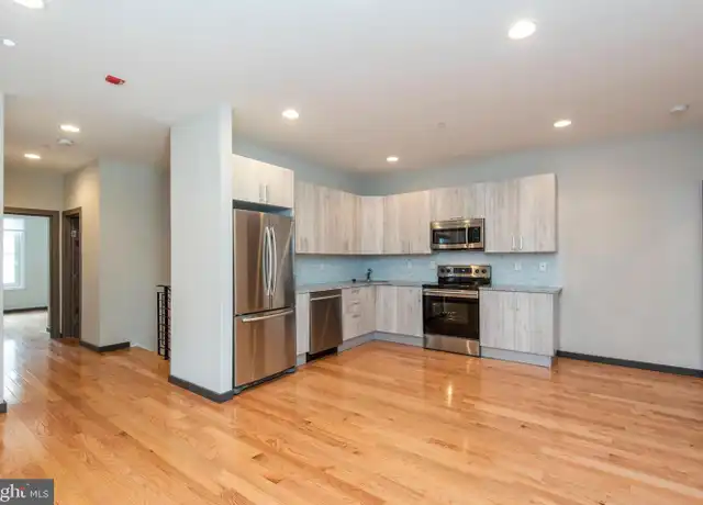Property at 2605 Federal St Unit B, Philadelphia, PA, 19146, 3 beds, 3 baths, [object Object]