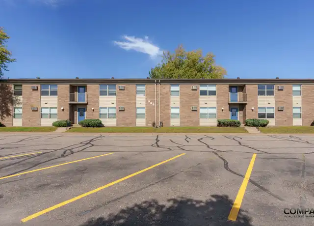 Property at 946 W Macarthur Ave Unit 48, Eau Claire, WI, 54701, 1 bed, 1 bath, [object Object]