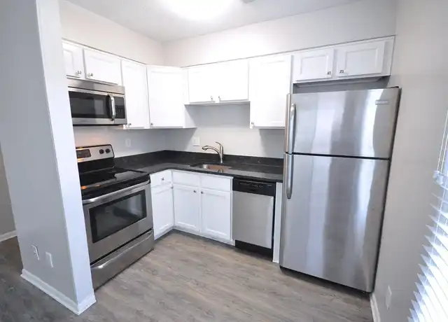 Property at 1871 N 4th St Unit A2, Columbus, OH, 43201, 4 beds, 1 bath, [object Object]