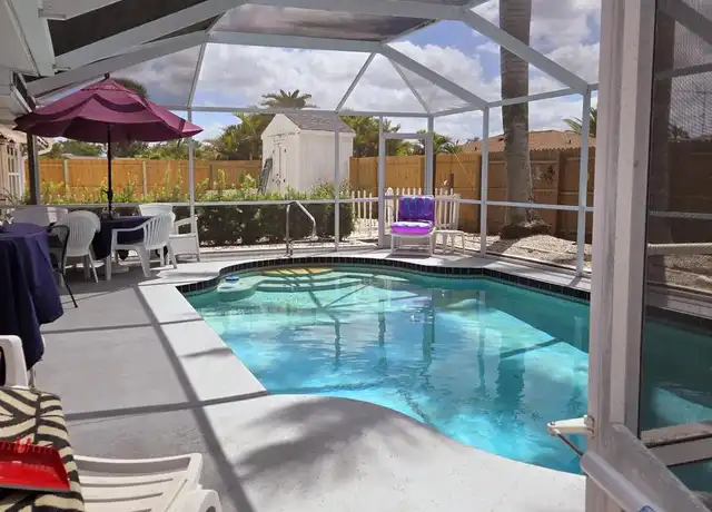 Property at 440 Driftwood Rd, Venice, FL, 34293, 1 bed, 1 bath, [object Object]