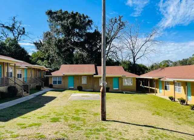 Property at 1632 Highland St Apt 10, Tallahassee, FL, 32310, 1 bed, 1 bath, [object Object]