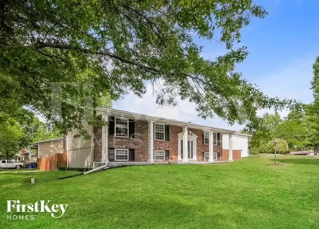 Property at 637 Sandy Oak Dr, Manchester, MO, 63021, 3 beds, 2.5 baths, [object Object]