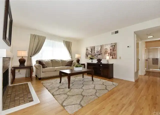 Property at 93 Oxford, Irvine, CA, 92612, 1 bed, 1 bath, [object Object]
