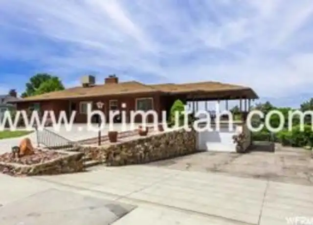 Property at 7444 S 2300 E Unit A, Cottonwood Heights, UT, 84121, 2 beds, 1 bath, [object Object]