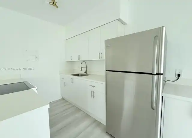 Property at 9270 E Bay Harbor Dr Unit 4A, Bay Harbor Islands, FL, 33154, 1 bed, 1 bath, [object Object]