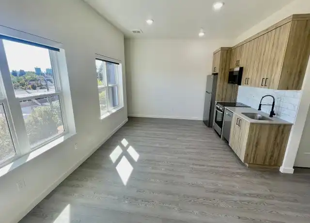 Property at 2425 NE Alberta St Unit 23, Portland, OR, 97211, 0 beds, 1 bath, [object Object]