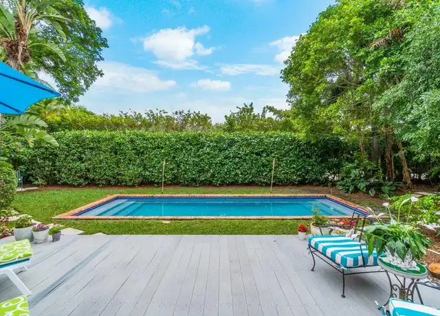 Property at 210 Debra Ln, Palm Beach, FL, 33480, 3 beds, 2 baths, [object Object]