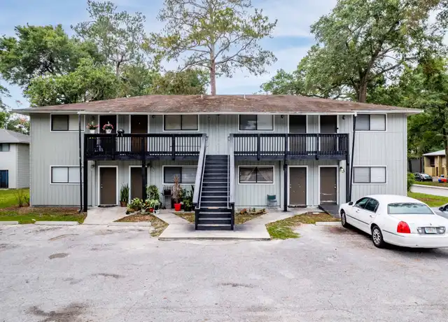 Property at 7011 SW 6th Pl, Gainesville, FL, 32607, 1 bed, 1 bath, [object Object]