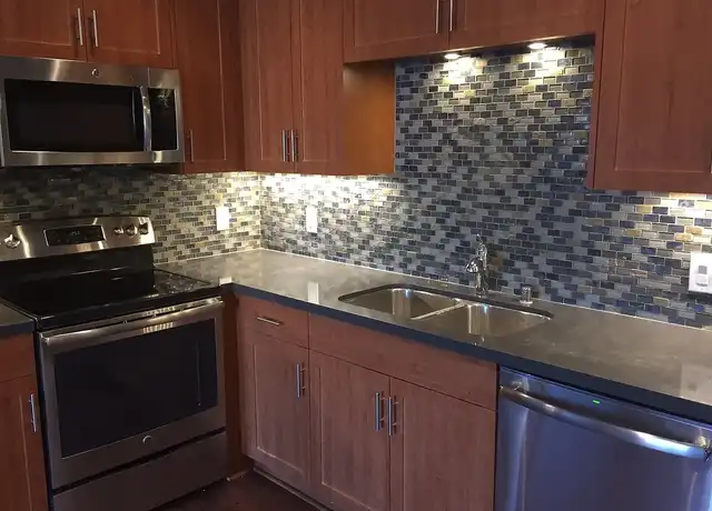 Property at 3880 Shasta St, San Diego, CA, 92109, 1-2 bed, 1-2 bath, [object Object]