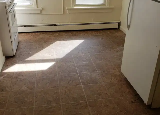 Property at 630 Howard Ave Unit 2, New Haven, CT, 06519, 3 beds, 1 bath, [object Object]