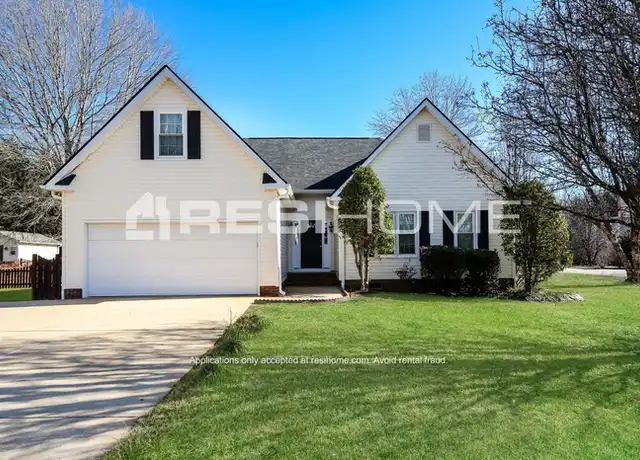 Property at 123 Chad Dr, Greer, SC, 29651, 3 beds, 2 baths, [object Object]