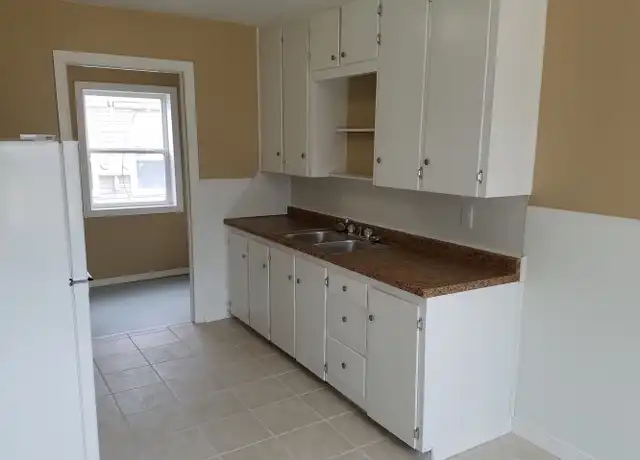 Property at 906 S High St Unit 906 SHS, El Dorado, KS, 67042, 1 bed, 1 bath, [object Object]