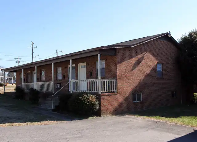 Property at 2750 E Sprague St, Winston Salem, NC, 27107, 1 bed, 1 bath, [object Object]