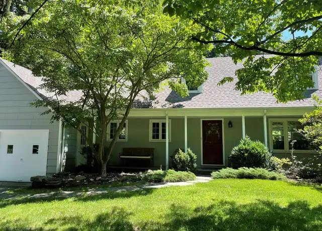 Property at 3 N Lake Rd, Armonk, NY, 10504, 3 beds, 2 baths, [object Object]