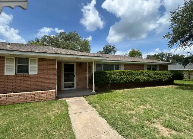 Property at 2218 Wendy Ln, Waco, TX, 76710, 3 beds, 2 baths, [object Object]