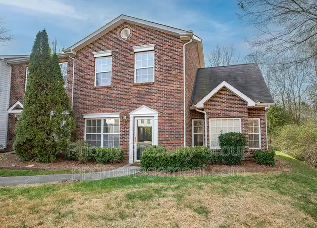 Property at 2104 Sardony Ln, Charlotte, NC, 28213, 3 beds, 2.5 baths, [object Object]
