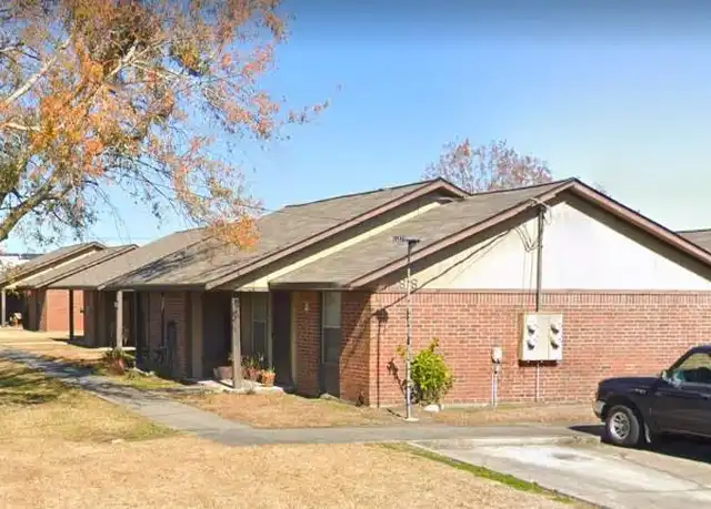 Property at 907 Justin St, Lockport, LA, 70374, 1 bed, 1 bath, [object Object]