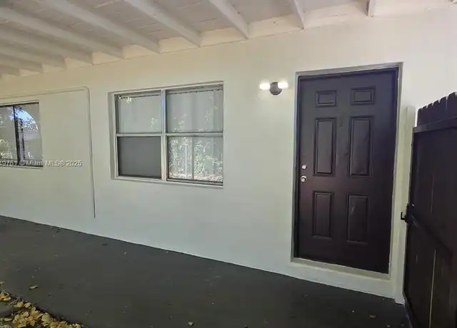 Property at 3981 SW 12th Pl Unit 1, Fort Lauderdale, FL, 33312, 1 bed, 1 bath, [object Object]