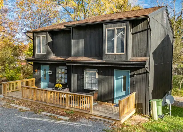 Property at 284 Randolph Rd Unit 1, Morgantown, WV, 26505, 2 beds, 1.5 baths, [object Object]