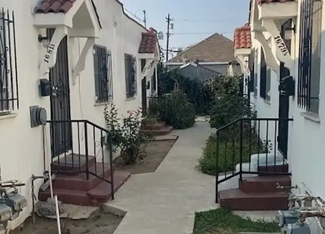 Property at 1679 W 37th St Unit 1679 1/2, Los Angeles, CA, 90018, 1 bed, 1 bath, [object Object]
