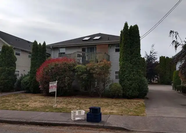 Property at 1571 H St Unit 102, Bellingham, WA, 98225, 1 bed, 1 bath, [object Object]