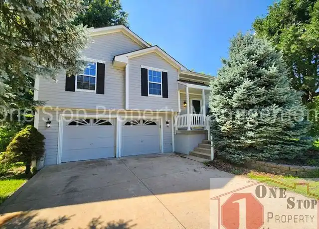 Property at 208 S Huntsman Blvd, Raymore, MO, 64083, 4 beds, 2.5 baths, [object Object]