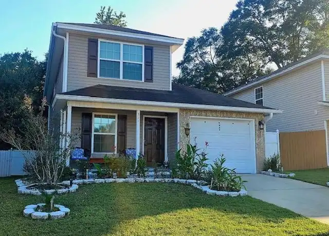 Property at 311 Dahlquist Dr, Crestview, FL, 32539, 4 beds, 2.5 baths, [object Object]