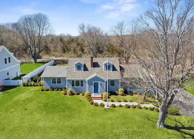 Property at 580 Gin Ln, Southold, NY, 11971, 4 beds, 4 baths, [object Object]