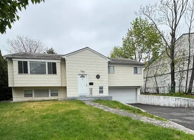 Property at 5 Elm St, Great Neck, NY, 11021, 4 beds, 3 baths, [object Object]