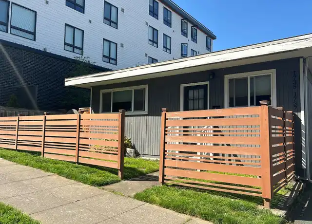 Property at 1737 SE Tenino St, Portland, OR, 97202, 2 beds, 1 bath, [object Object]