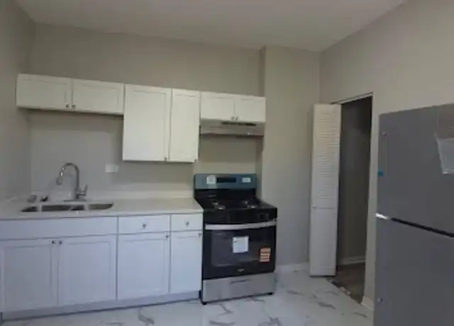 Property at 1252 S Karlov Ave Unit 1252-1A, Chicago, IL, 60623, 2 beds, 1 bath, [object Object]