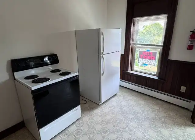 Property at 2 Main St, Richmond, ME, 04357, 1 bed, 1 bath, [object Object]