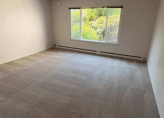 Photo of 133 SW Normandy Rd Unit 09, Normandy Park, WA 98166