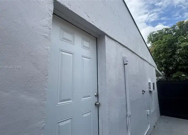 Property at 2731 NW 100th St Unit B-B, Miami, FL, 33147, 1 bed, 1 bath, [object Object]