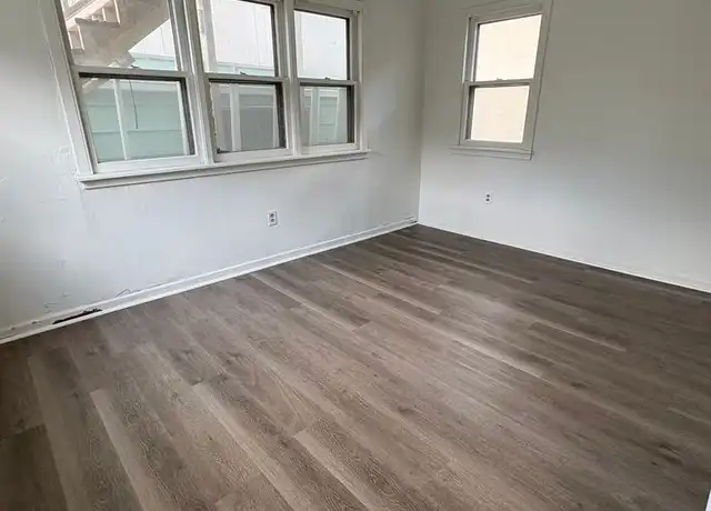 Property at 1415 Avon St Unit 1417, La Crosse, WI, 54603, 1 bed, 1 bath, [object Object]